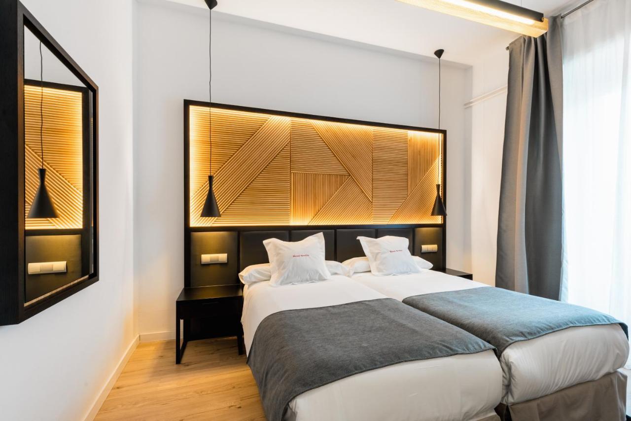 Hotel Sevilla Luaran gambar