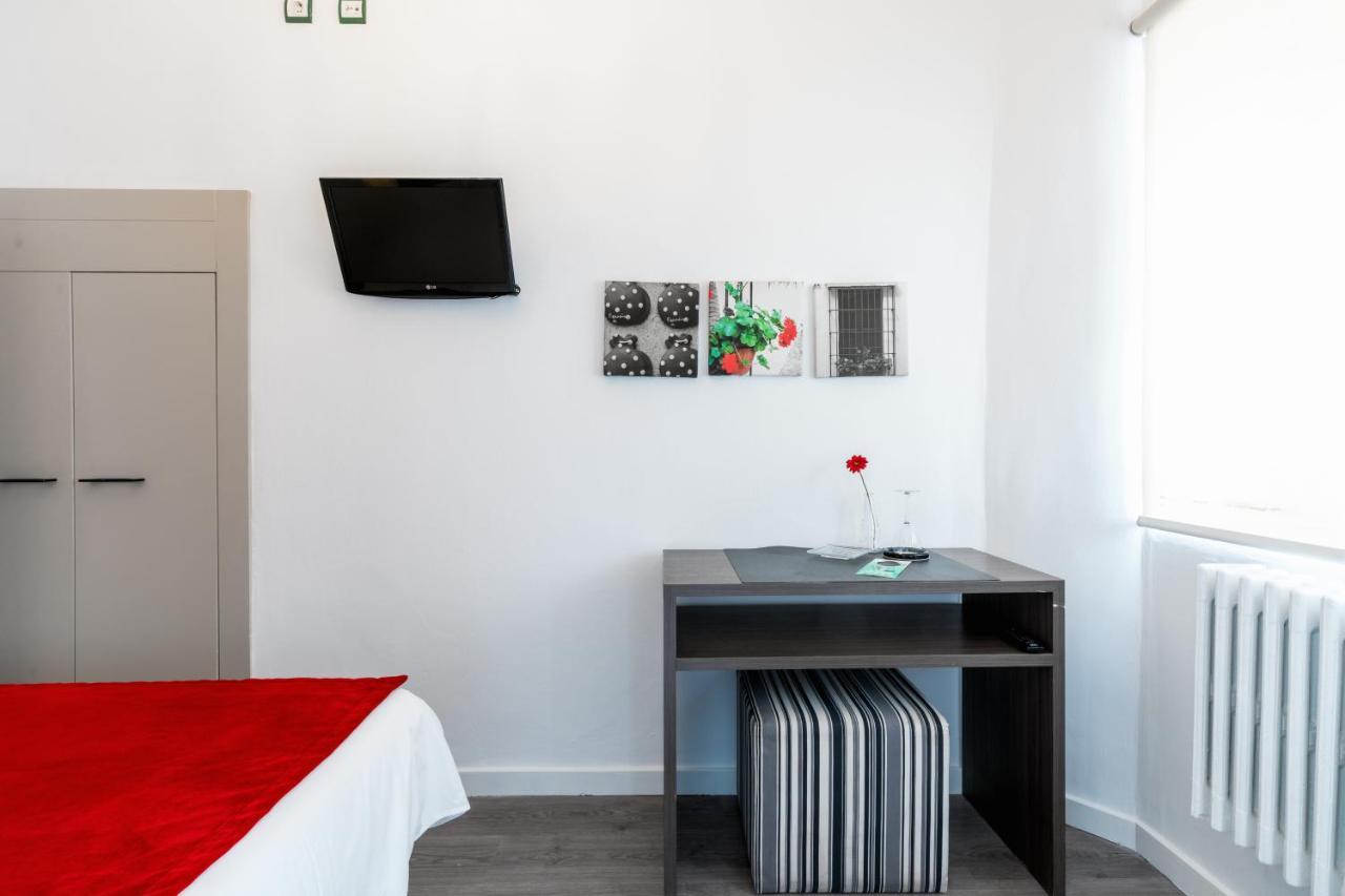 Hotel Sevilla Luaran gambar